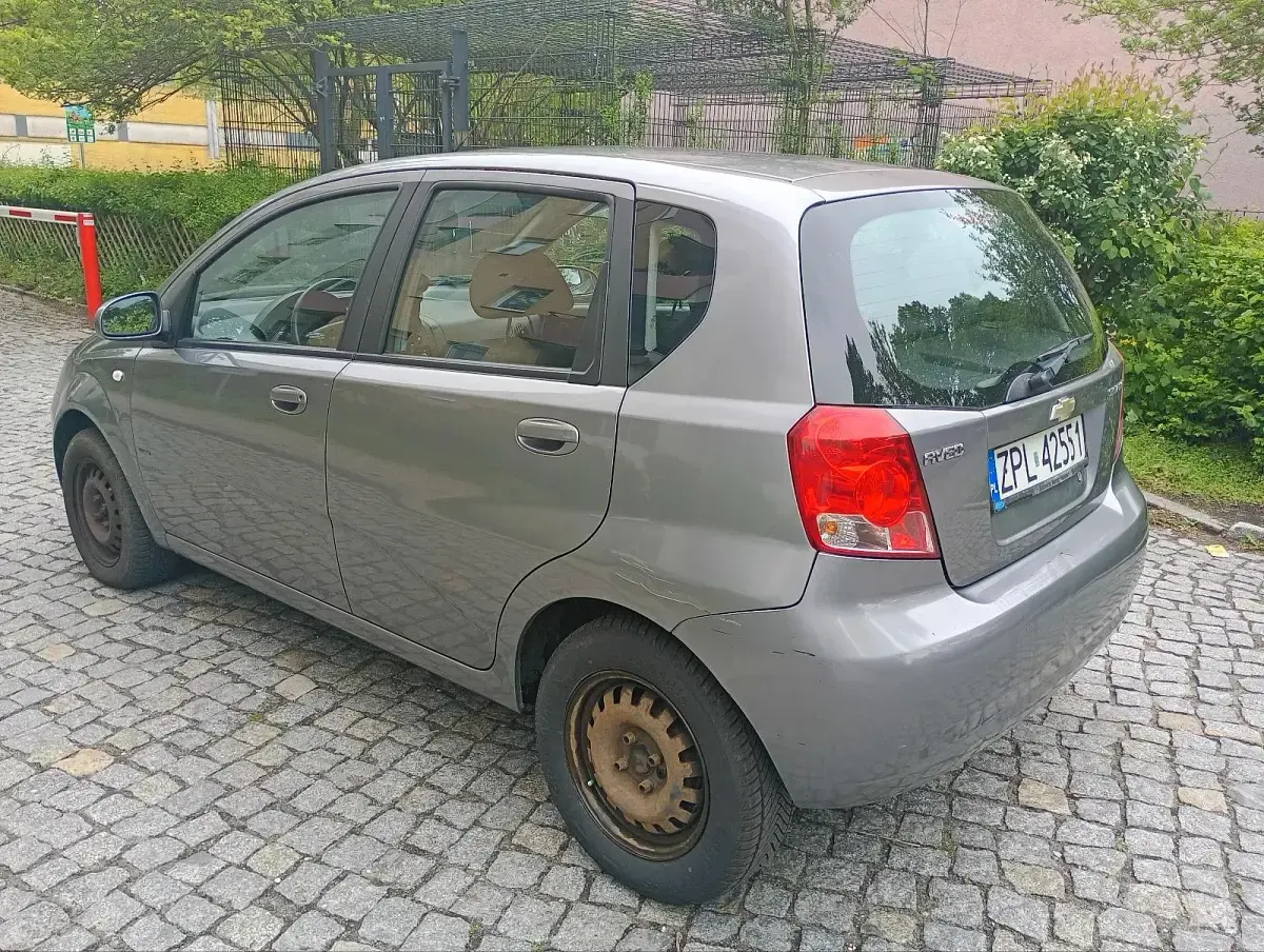 Gebraucht Chevrolet Aveo 80 PS (58 kW) 2006 Silber Limousine