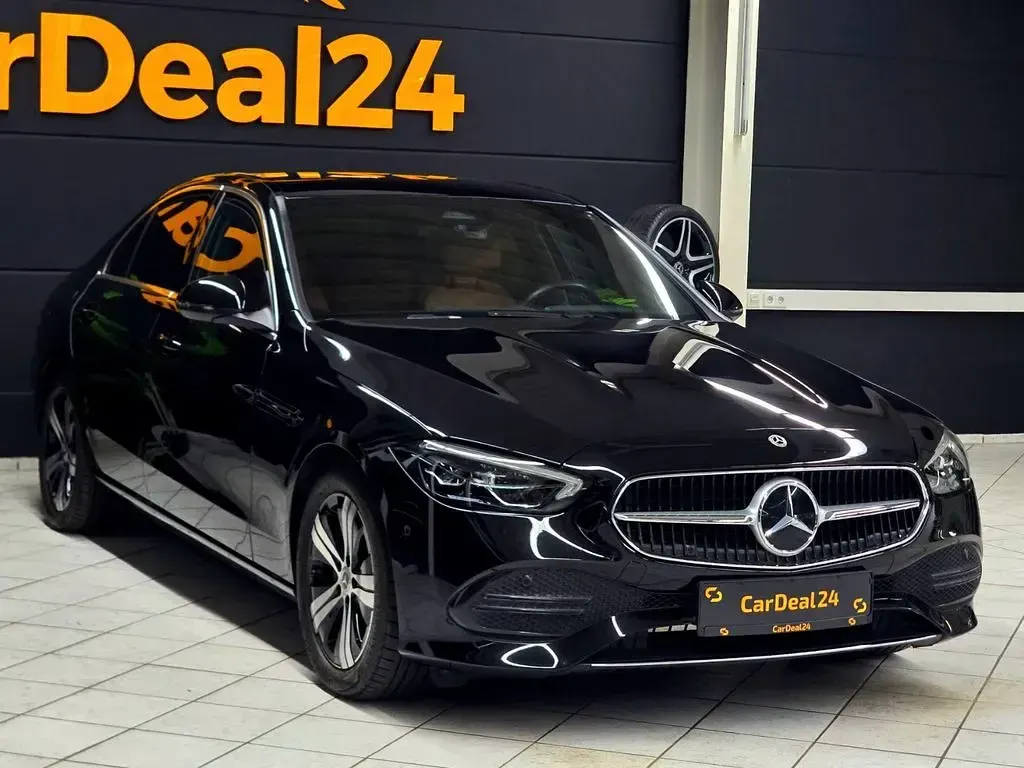 Gebraucht Mercedes C180 170 PS (125 kW) 2022 Schwarz Limousine