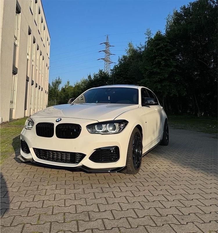 Weiß Gebraucht 2016 BMW M135 Kleinwagen | 28.500 € (Fairer Preis) - Bild 1/4