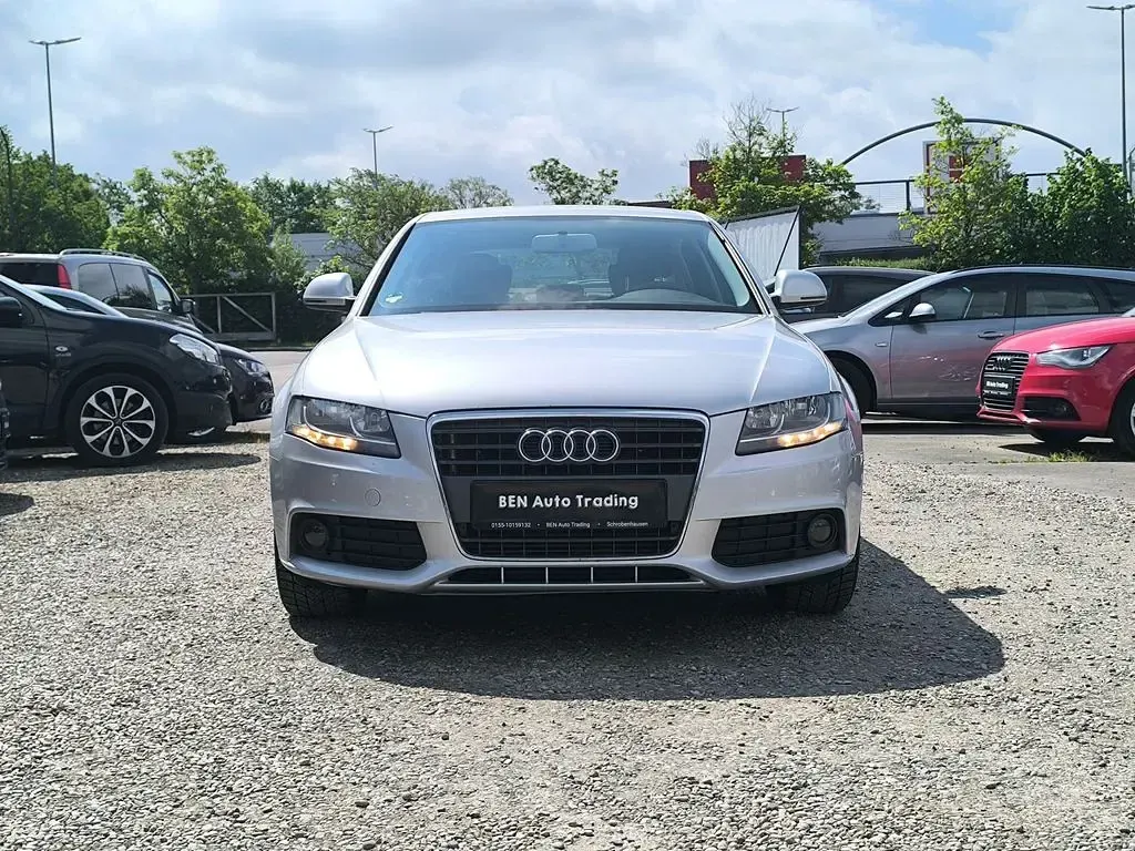 Gebraucht Audi A4 Attraction 160 PS (117 kW) 2008 Silber Limousine