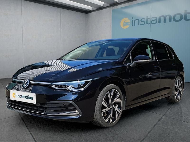 Schwarz Gebraucht 2022 VW Golf VIII Kleinwagen | 27.949 € (Fairer Preis) - Bild 1/4