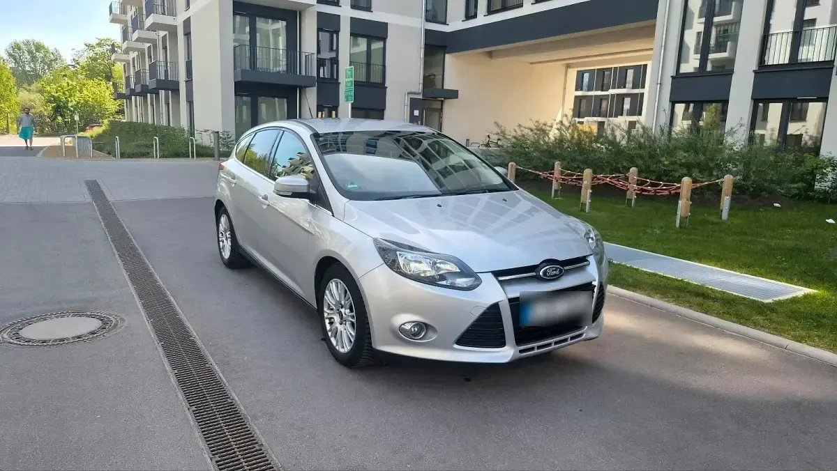 Second-hand Ford Focus 115 CP (84 kW) 2014 Gri Hatchback