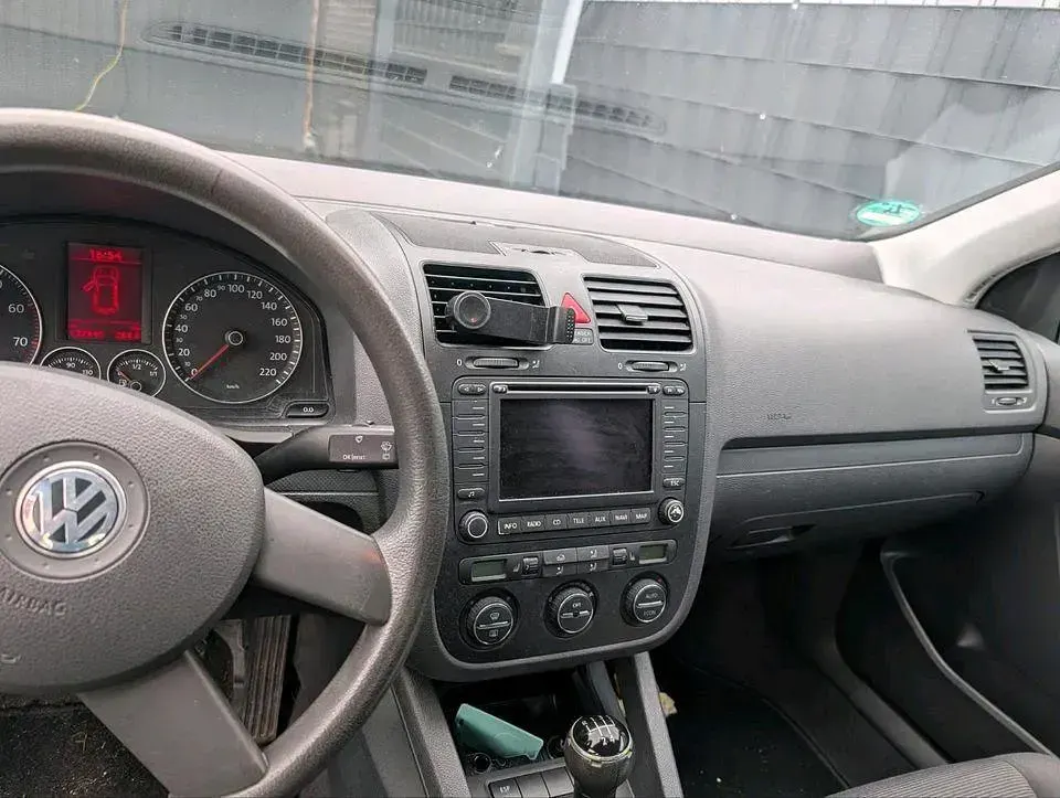 Gebraucht VW Golf V 75 PS (55 kW) 2004 Silber Kleinwagen