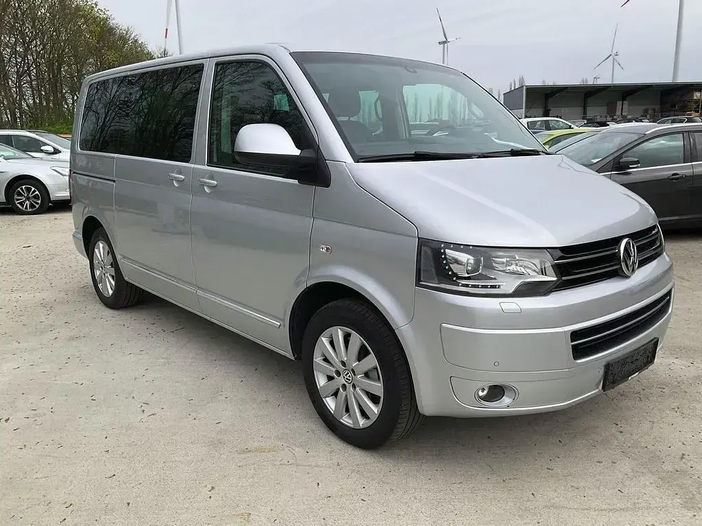 Gebraucht VW Multivan Highline 179 PS (131 kW) 2014 Grau Van / Kleinbus