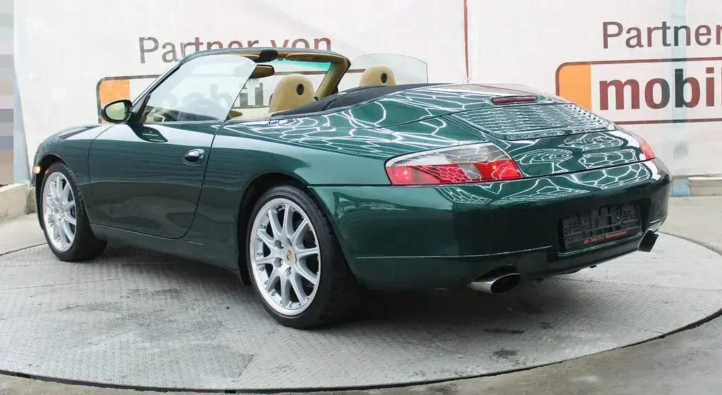Gebraucht Porsche 911 Carrera Cabriolet 300 PS (220 kW) 2001 Grün Cabrio