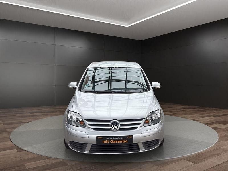 Silber Gebraucht 2005 VW Golf Plus Cross Comfortline Van / Kleinbus | 4.499 € (Etwas zu teuer) - Bild 1/4