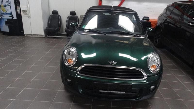 Gebraucht Mini One Cabriolet 98 PS (72 kW) 2011 Grün Cabrio