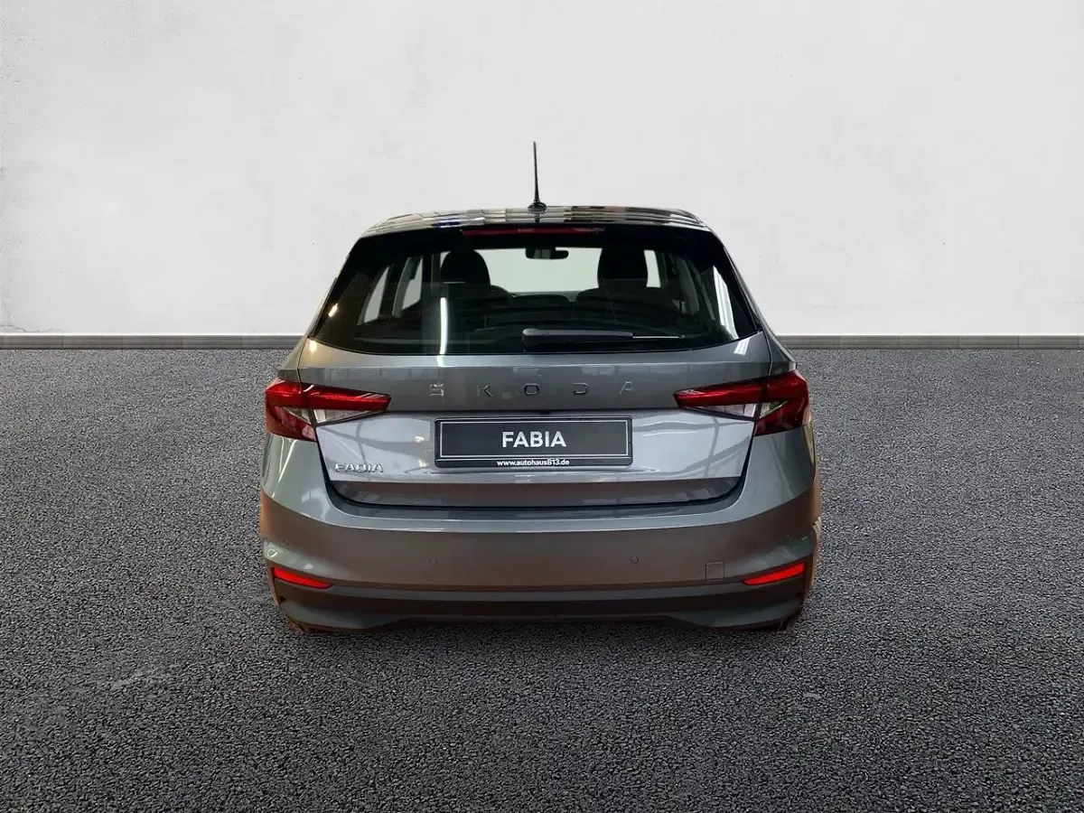 Neu Skoda Fabia Selection 95 PS (69 kW) 2026 Graphitegrau metallic Kleinwagen