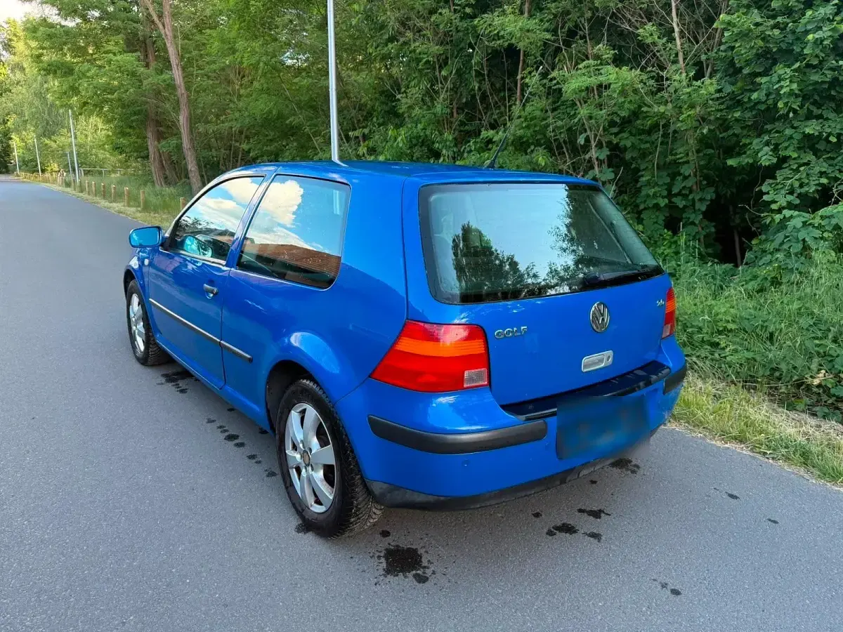 Gebraucht VW Golf III 116 PS (85 kW) 1999 Blau Limousine