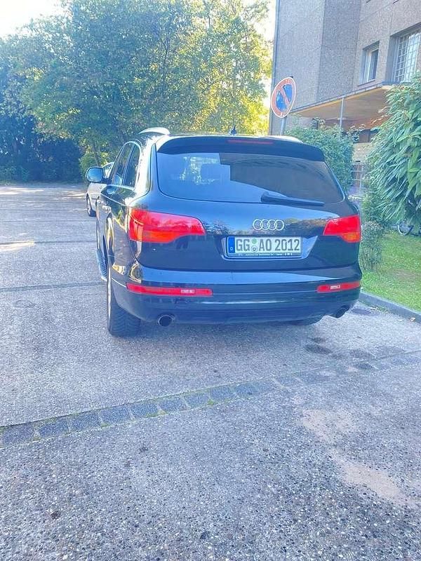 Second-hand Audi Q7 239 CP (175 kW) 2007 Negru SUV