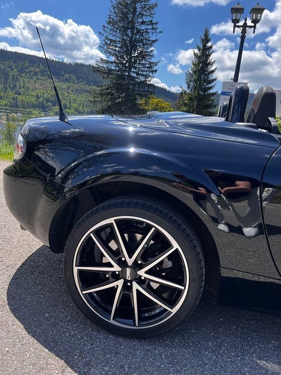 Gebraucht Mazda MX5 126 PS (92 kW) 2008 Schwarz Cabrio