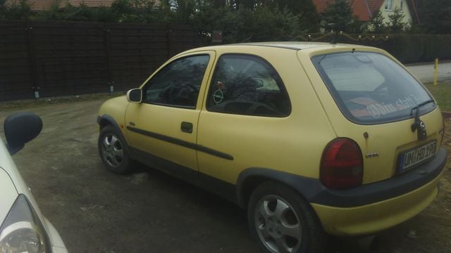 Gebraucht Opel Corsa 75 PS (55 kW) 2000 Gelb Kleinwagen