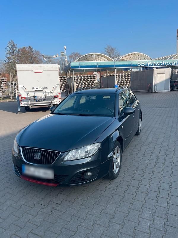Second-hand Seat Exeo 143 CP (105 kW) 2010 Gri Break