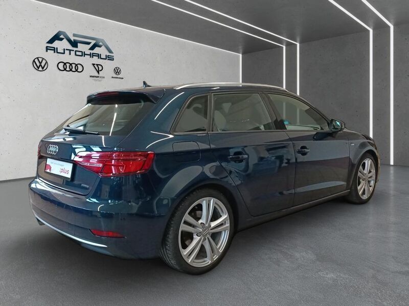 Gebraucht Audi A3 Sportback S-Line 190 PS (139 kW) 2017 Blau Kleinwagen