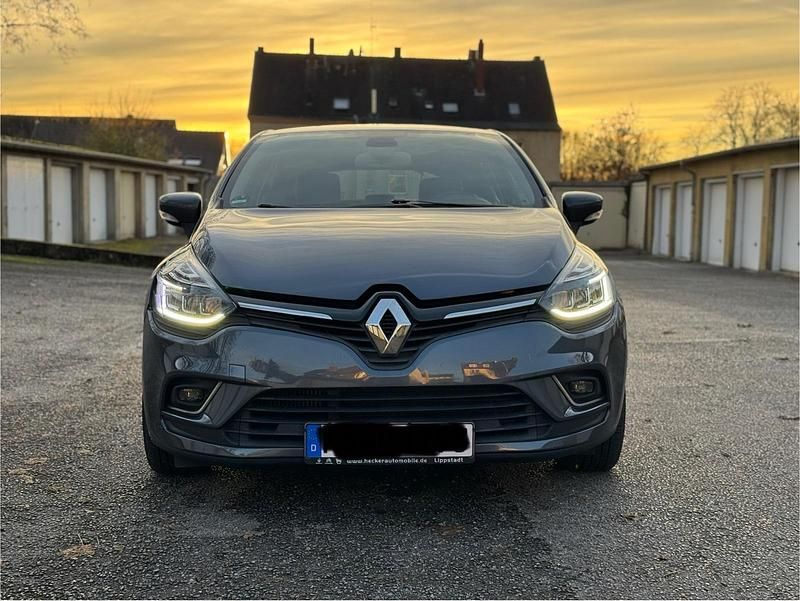 Grau Gebraucht 2018 Renault Clio IV Kleinwagen | 9.999 € (Guter Preis) - Bild 1/4