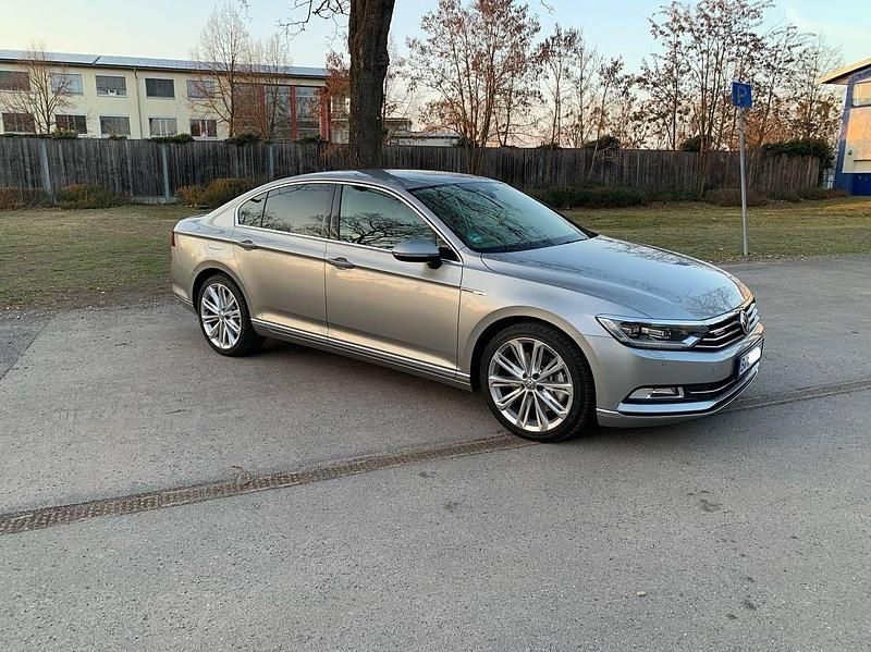 Gebraucht VW Passat Highline 239 PS (175 kW) 2015 Beige Limousine