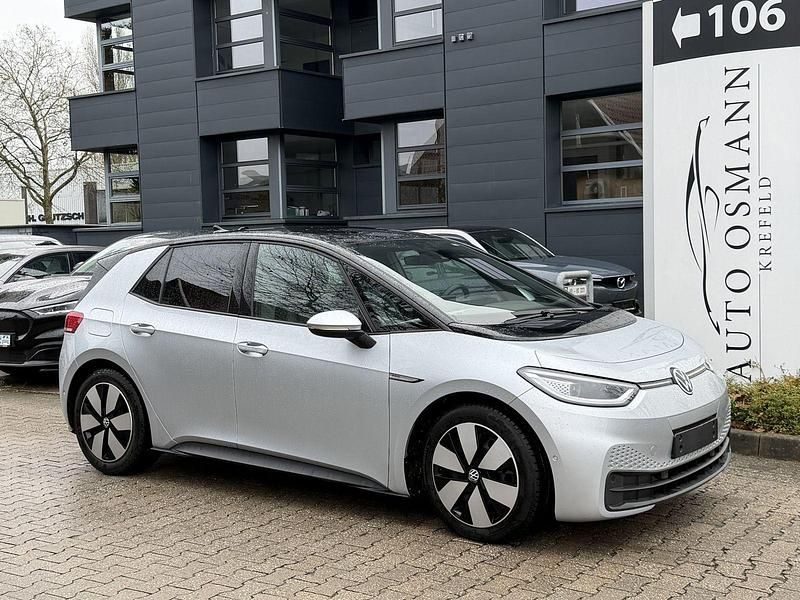 Silber Gebraucht 2022 VW ID.3 Pro Performance Kleinwagen | 22.949 € (Superpreis) - Bild 1/3