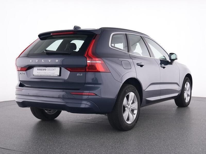 Gebraucht Volvo XC60 Core 196 PS (144 kW) 2023 Blau SUV