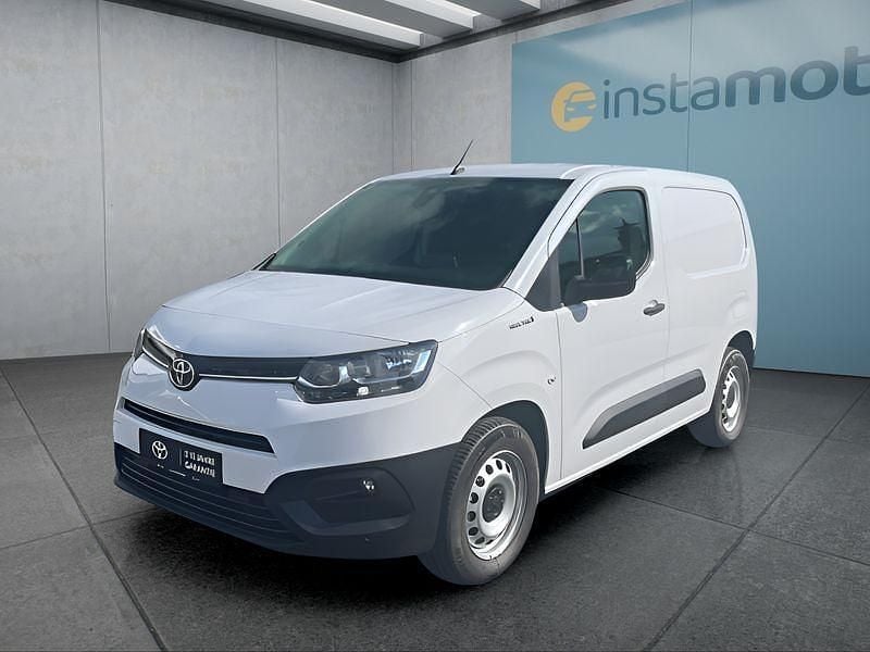 Weiß Gebraucht 2024 Toyota Proace City City Van | 24.699 € (Superpreis) - Bild 1/4
