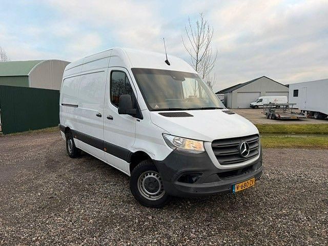 Gebraucht Mercedes Sprinter 143 PS (105 kW) 2019 Weiß Van