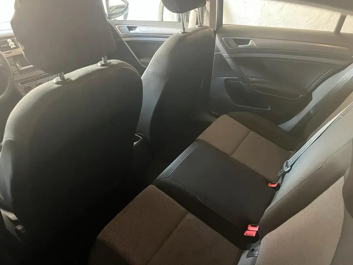 Gebraucht VW Golf VII 82 PS (60 kW) 2015 Blau Limousine