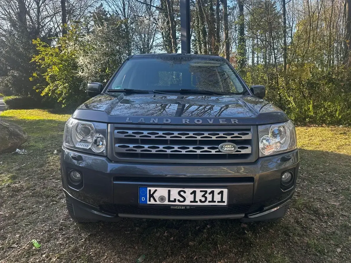 Gebraucht Land Rover Freelander 2 150 PS (110 kW) 2011 Grau SUV