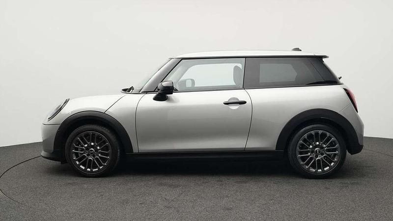 Second-hand Mini Cooper Classic 156 CP (114 kW) 2024 Gri Hatchback