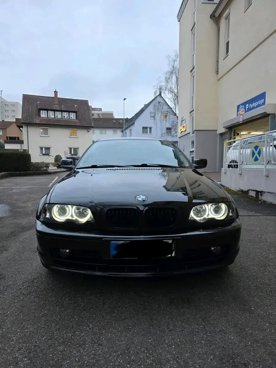 Gebraucht BMW 320 170 PS (125 kW) 2001 Schwarz Coupé