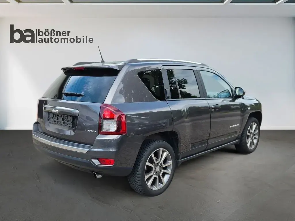 Gebraucht Jeep Compass Limited 170 PS (125 kW) 2014 Granite crystal SUV