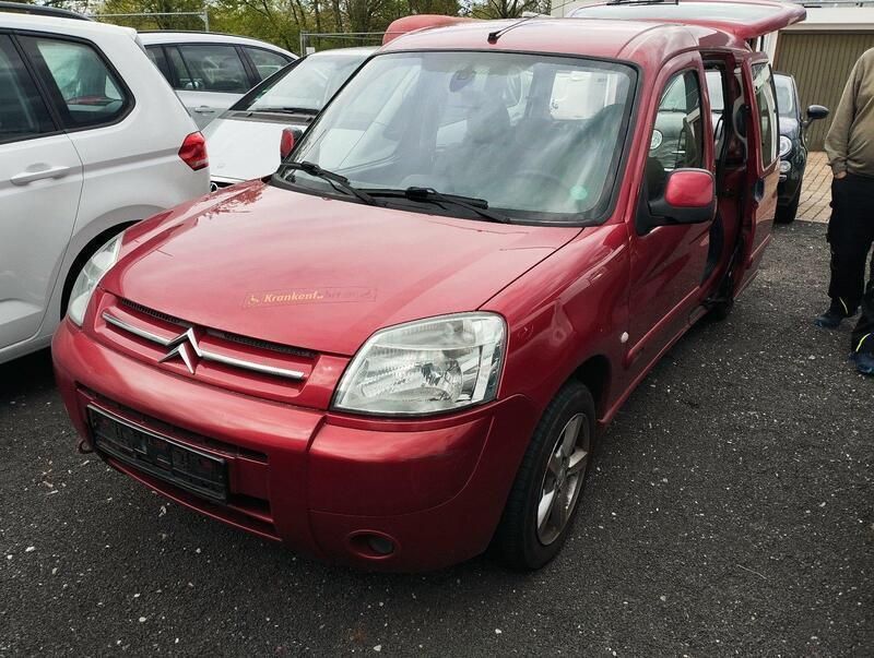 Rot Gebraucht 2005 Citroën Berlingo Van / Kleinbus | 2.300 € - Bild 1/4