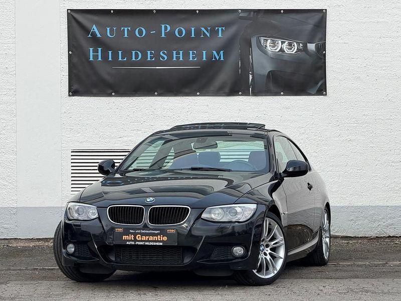 Gebraucht BMW 320 M Sport 184 PS (135 kW) 2011 Schwarz Coupé