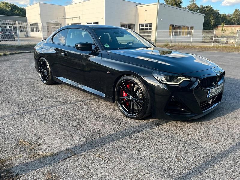 Schwarz Gebraucht 2022 BMW M240 M Sport Coupé | 40.900 € - Bild 1/4
