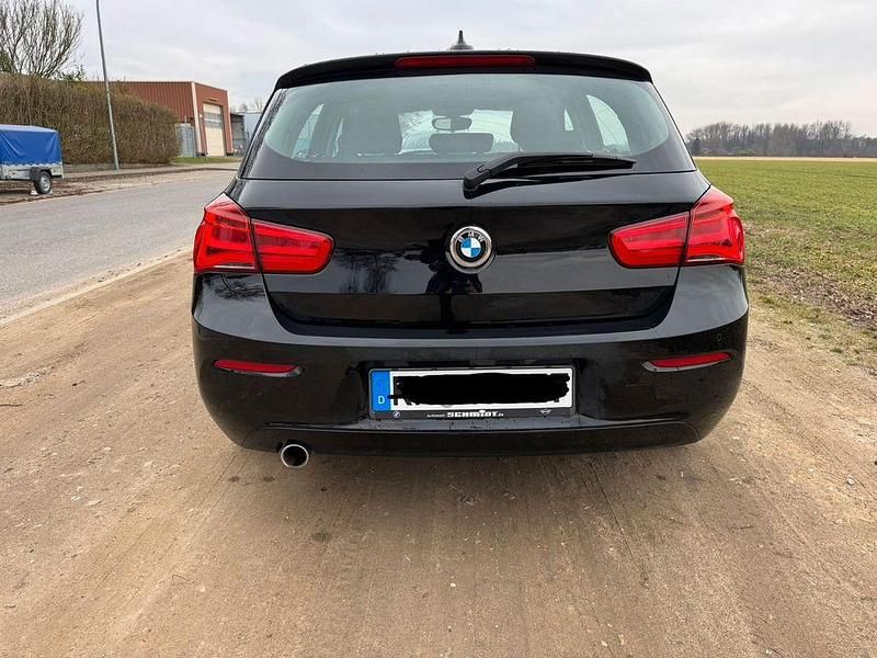Gebraucht BMW 116 116 PS (85 kW) 2019 Schwarz Kleinwagen