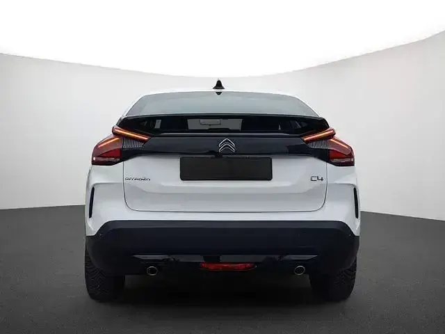 Gebraucht Citroën C4 Feel 131 PS (96 kW) 2024 Weiß SUV