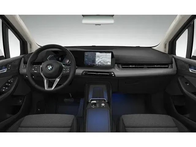Gebraucht BMW 220 Active Tourer 170 PS (125 kW) 2025 Weiß Van / Kleinbus