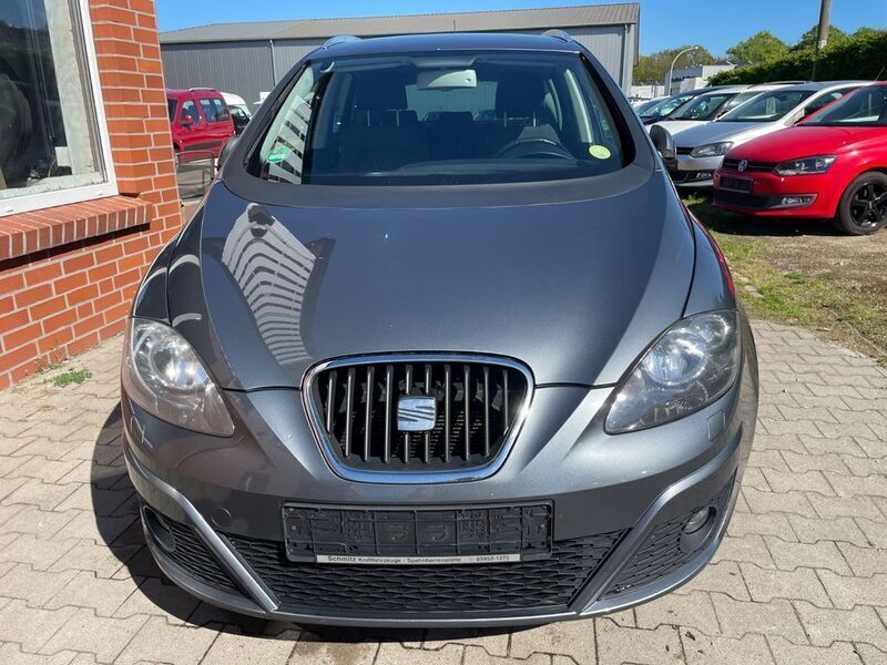 Grau Gebraucht 2012 Seat Altea XL Copa Van / Kleinbus | 4.999 € (Fairer Preis) - Bild 1/4