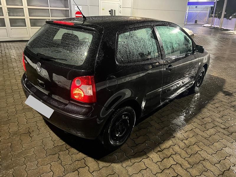 Gebraucht VW Polo 55 PS (40 kW) 2003 Schwarz Kleinwagen