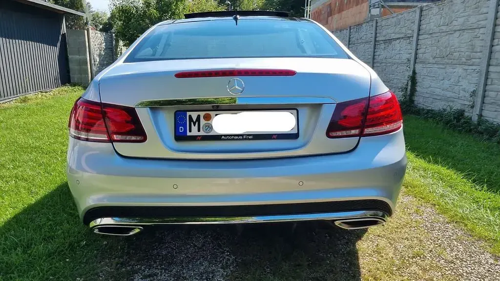 Gebraucht Mercedes E350 306 PS (225 kW) 2014 Silber Coupé