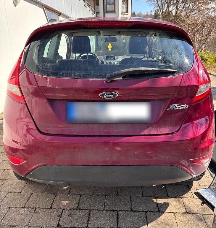 Gebraucht Ford Fiesta 82 PS (60 kW) 2010 Andere farben Kleinwagen