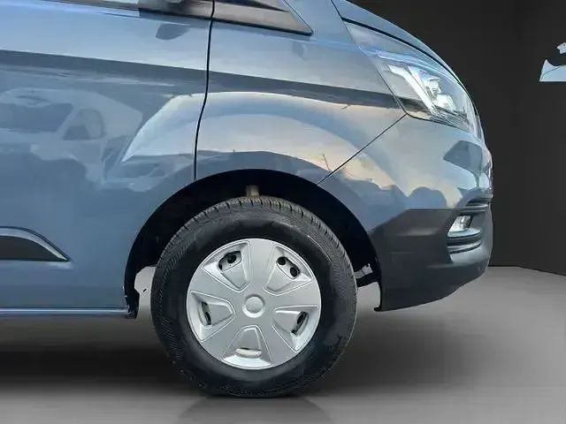 Używany Ford Transit Custom 105 KM (77 kW) 2022 Zielony Van