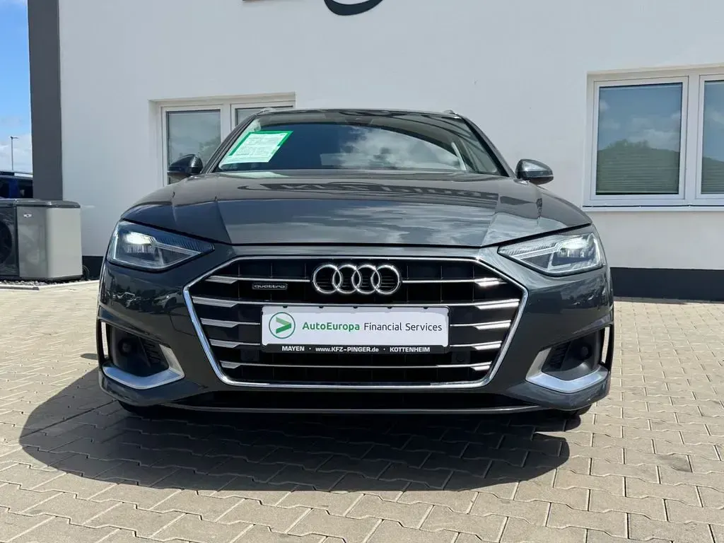 Gebraucht Audi A4 Advanced 190 PS (139 kW) 2019 Grau Kombi