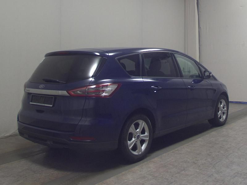 Gebraucht Ford S-MAX Business Edition 150 PS (110 kW) 2016 Blazer blau Van / Kleinbus
