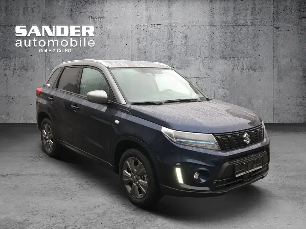 Gebraucht Suzuki Vitara Comfort 116 PS (85 kW) 2024 Blau SUV