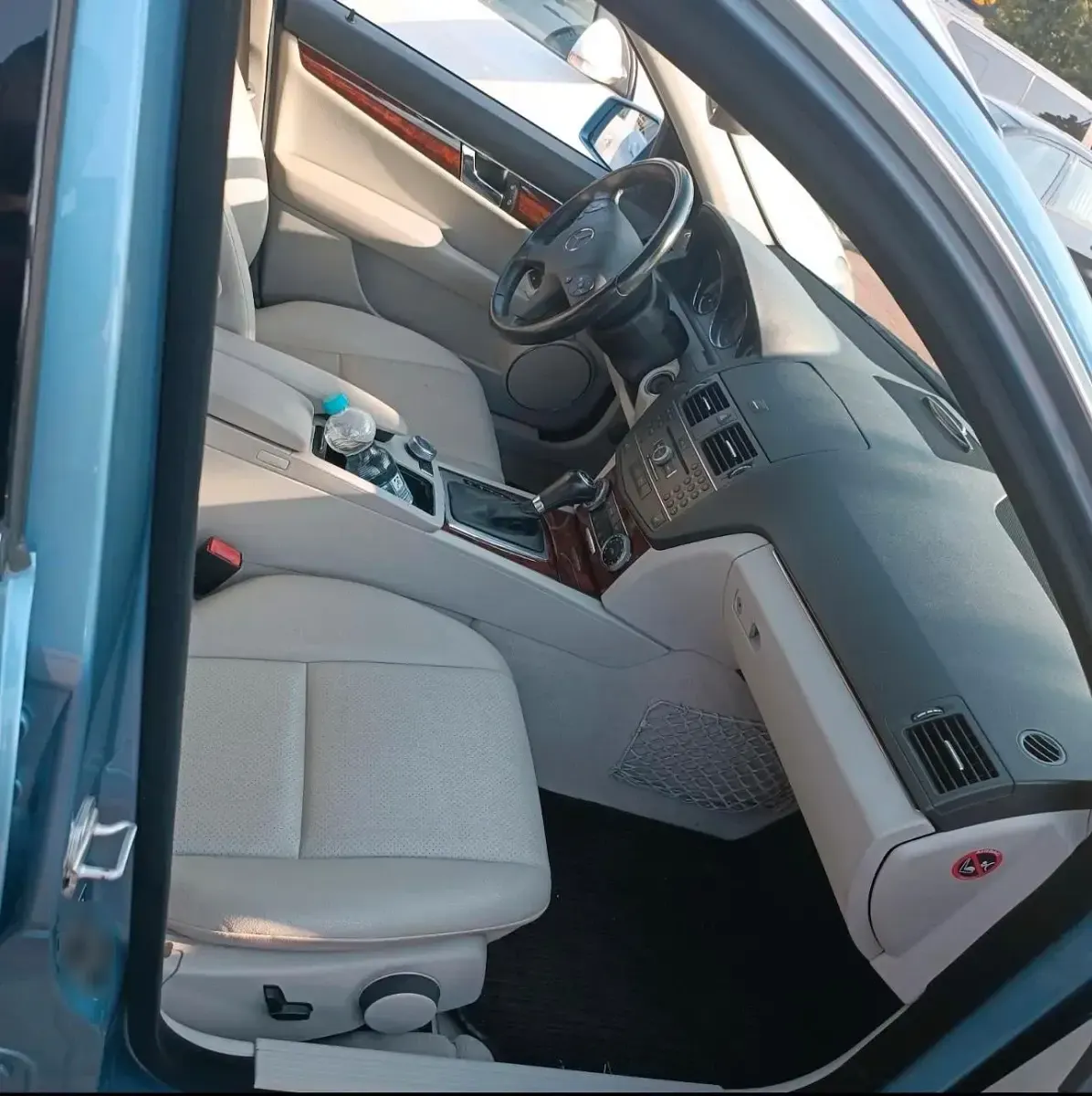 Second-hand Mercedes C220 170 CP (125 kW) 2011 Albastru Break