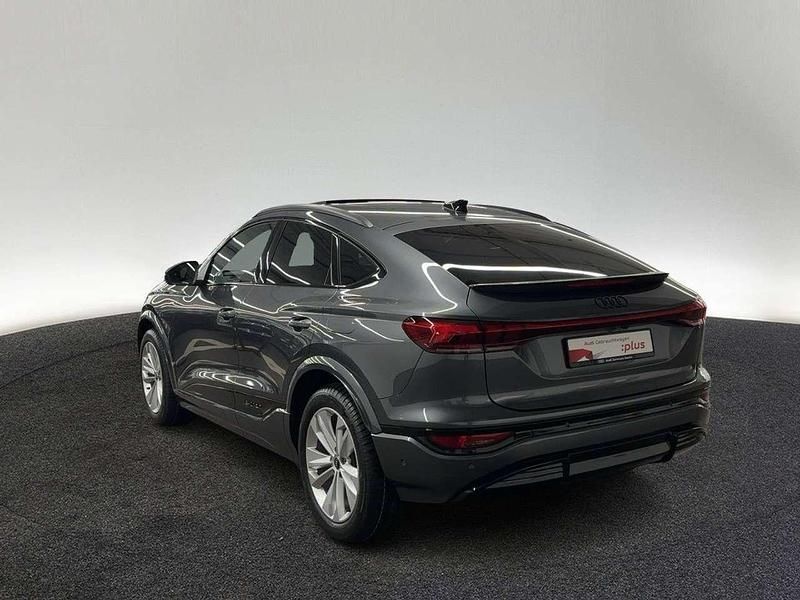 Gebraucht Audi Q6 e-tron Performance 225 kW (306 PS) 2025 Daytonagrau perleffekt SUV