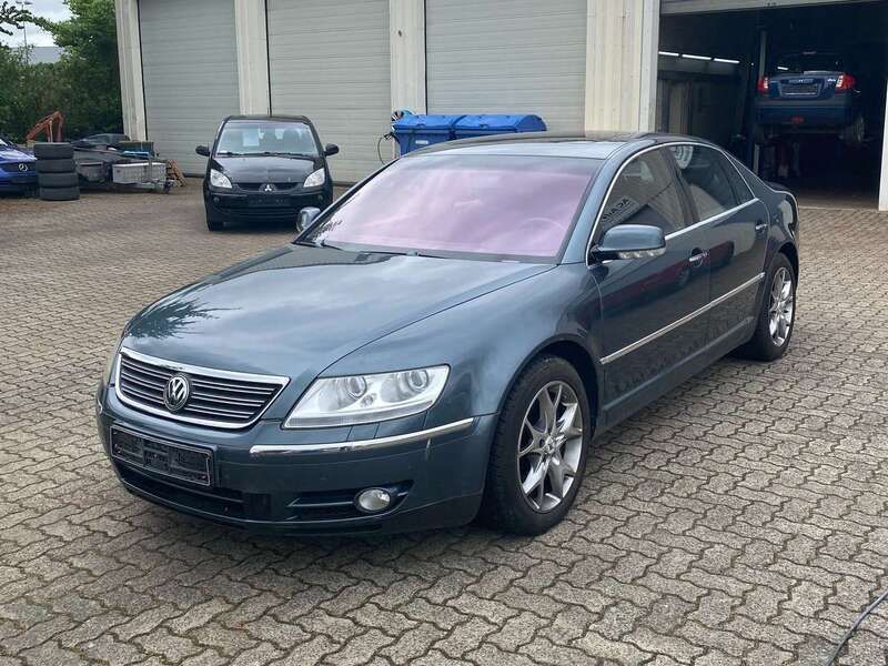 Coucougrey metallic Gebraucht 2005 VW Phaeton Limousine | 5.950 € (Fairer Preis) - Bild 1/4