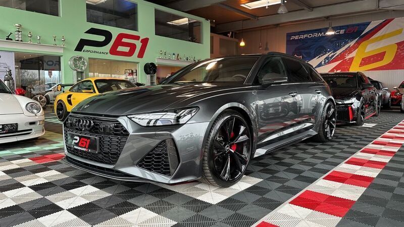 Grau Gebraucht 2021 Audi RS6 Sport Limousine | 99.499 € (Teuer) - Bild 1/4