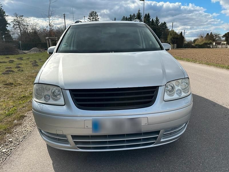 Gebraucht VW Touran 101 PS (74 kW) 2004 Silber Van / Kleinbus