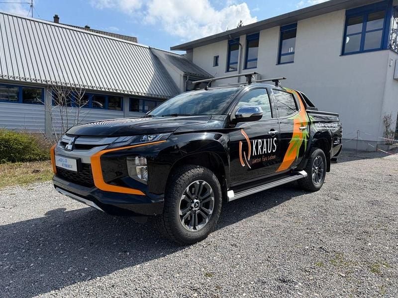 Gebraucht Mitsubishi L200 Select 150 PS (110 kW) 2022 Schwarz Pickup