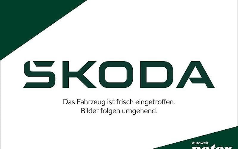 Schwarzmagic perleffekt Gebraucht 2024 Skoda Kamiq Style SUV | 24.390 € (Teuer) - Bild 1/2